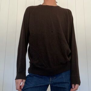 BROWN SWEATER